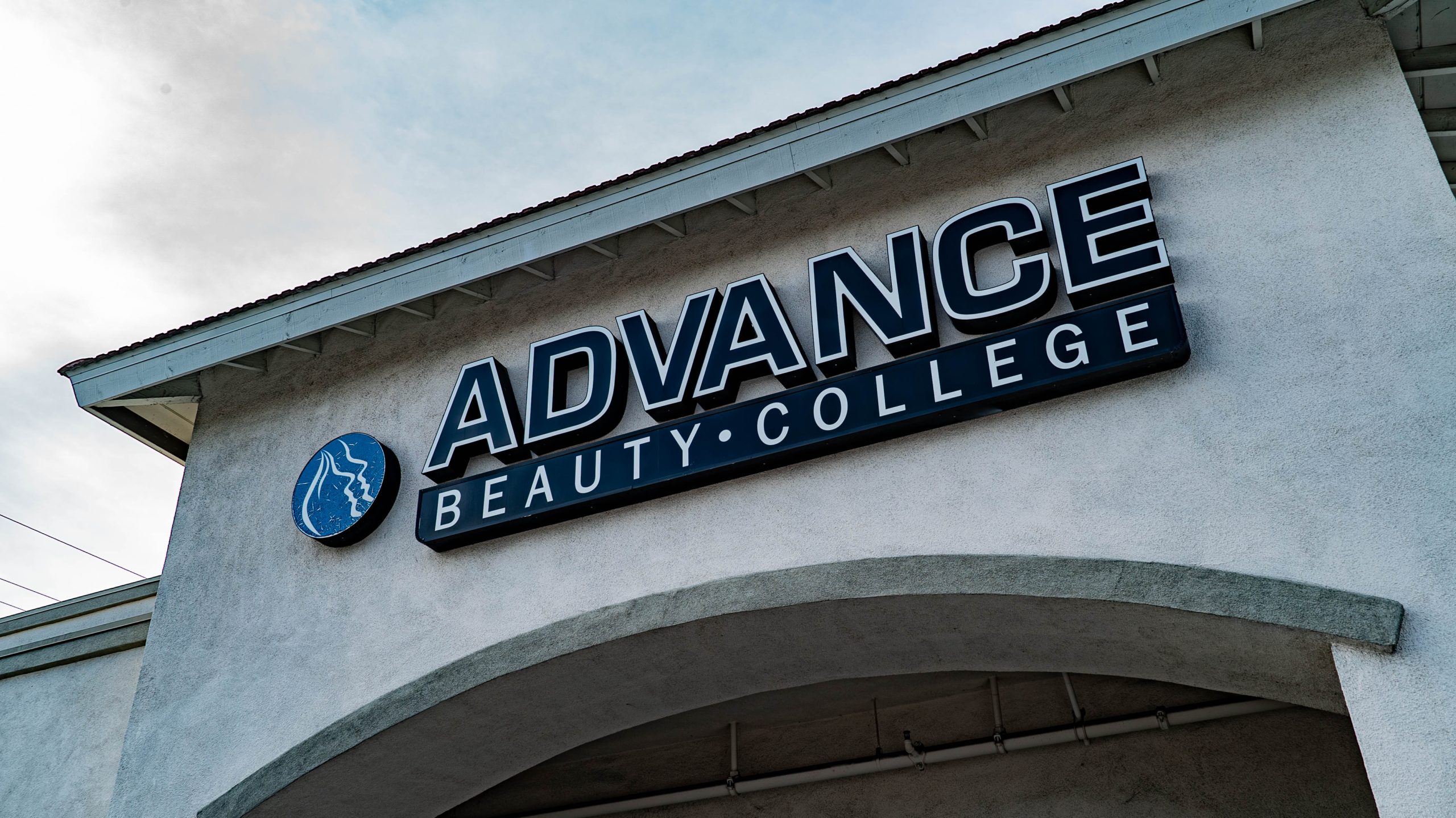 Advance Beauty College